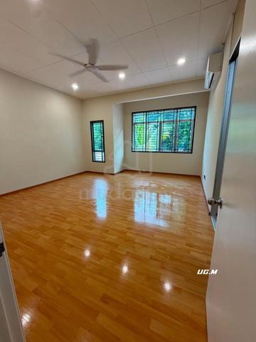 Facing Open Double Storey Ambang Botanic 1 Klang Partially Furnished 1