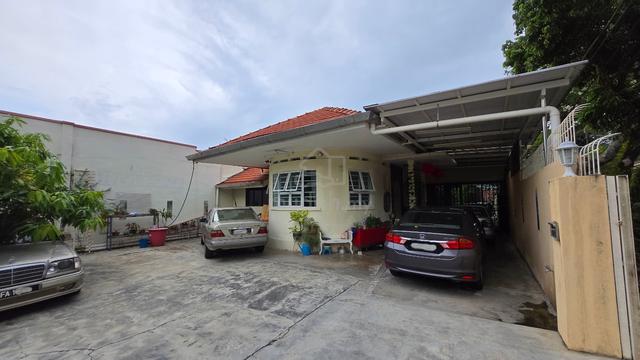 Semi-D House Near Bukit Bendera Penang For Sale 1