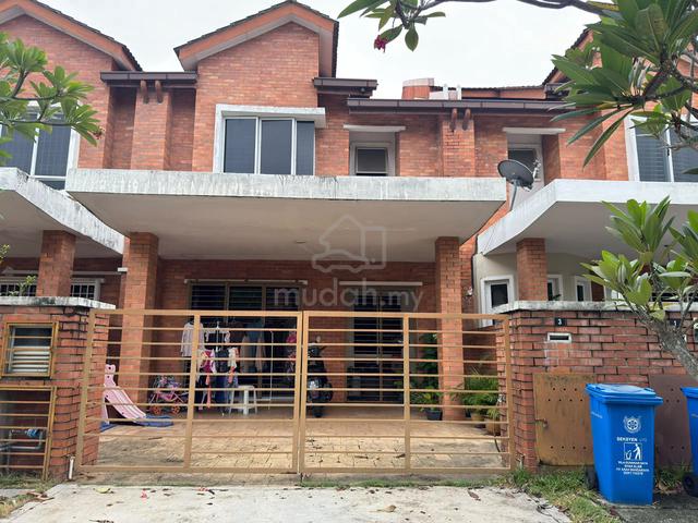 For Sale 2 storey house Taman Alam Budiman Seksyen U10 Shah Alam 1