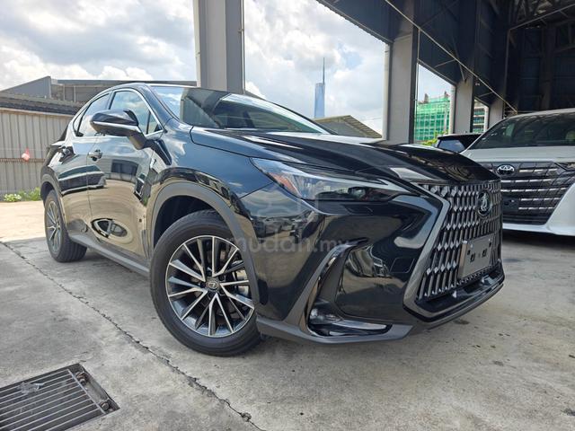 2023 Lexus NX 250 BASE 5A 4Cam Black Leather P/B.. - 1
