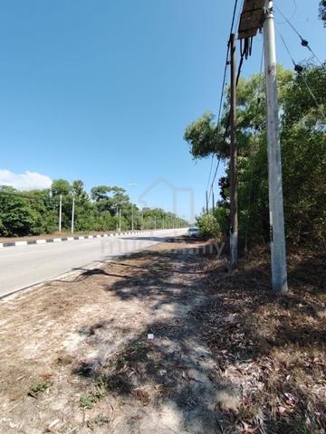 Tanah 0.8 Ekar Tepi Jalan Utama, Rantau Abang,Dungun 1