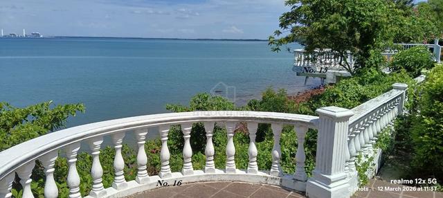 Waterfront Villa 1