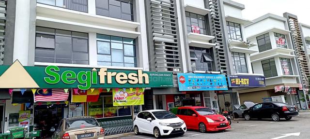 (Renovated) Ground Floor Abadi Heights Puchong Jalan Meranti main road 1