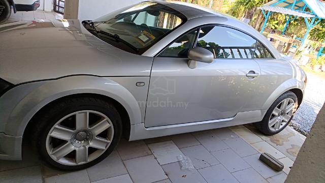 2010 Audi TT 2.0 TFSI (A) - 5