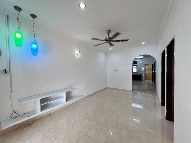 Tmn Sri Manggis Laksamana Changkat Jong Tmn Melor Hospital Teluk Intan 3