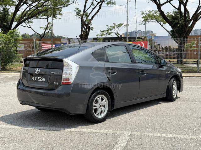 2011 Toyota PRIUS 1.8 (HYBRID) ZVW30R-AHXEBW (A) - 2