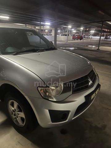 2012 Mitsubishi TRITON 2.5 LITE KA4TNJNMFR (M) - 1