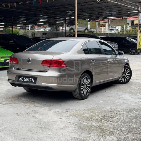 OTR⭐VW PASSAT 1.8(A)⭐1 Owner⭐90% like New⭐Ori - 2