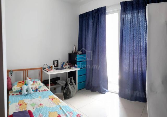 Room for Rent at Pacific Place Ara Damansara 1