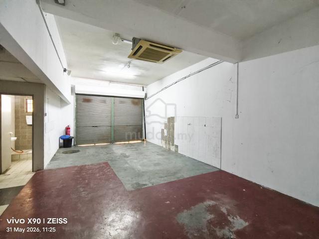 Ground Floor Shop 20x80 Putra Walk Equine Walk To MRT Seri Kembangan 1