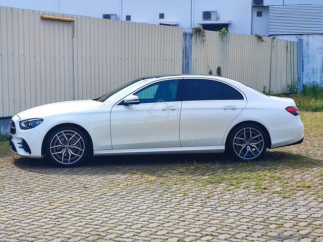 2021 Mercedes Benz E200 AMG SEDAN SPORT FULL SPEC. - 3