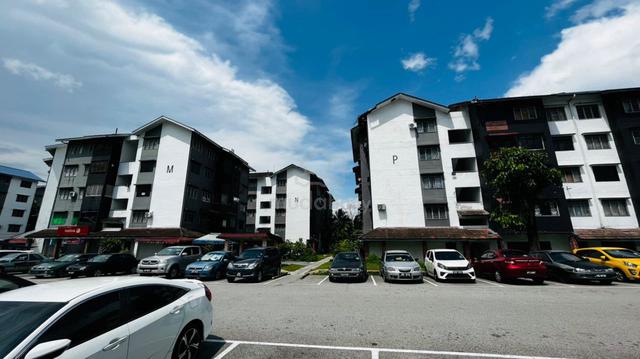 Flat Taman Molek 1