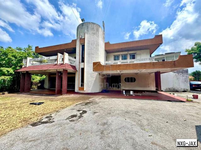 [Huge Side Land] Double Storey CORNER Bungalow@ Southern Park Klang 1