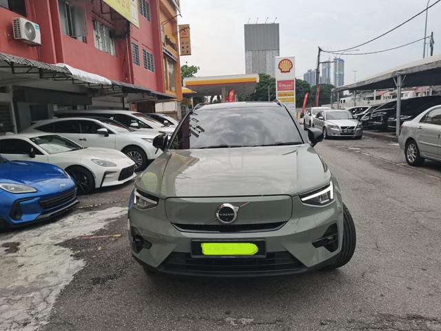 2022 Volvo XC40 100.0 RECHARGE PLUS SINGLE MOTOR - 1