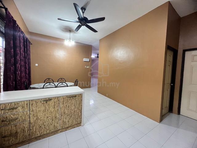 Rumah Untuk Disewa 1