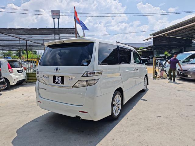 2013 Toyota VELLFIRE FULL SPEC 2.4 - 3