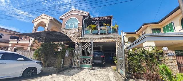 Hidden Gem | RM200,000 Below Value | Well Renovated | 2 Storey Semi-D 1