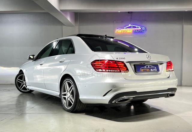 2016 Mercedes-Benz E250 2.0 Edition E AMG/ Sunroof - 3