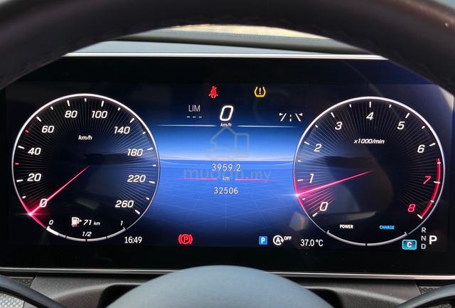 2022 / 23 Mercedes Benz C300 2.0 AMG LINE W206 (A) - 4