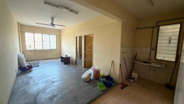 Jelutong Apartment @ Selayang Heights 1