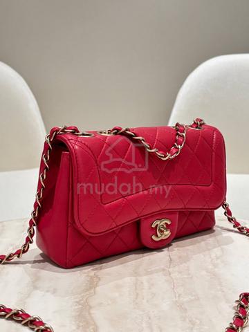 Chanel Mademoiselle Flap Bag in Lambskin - photo 2 of 4