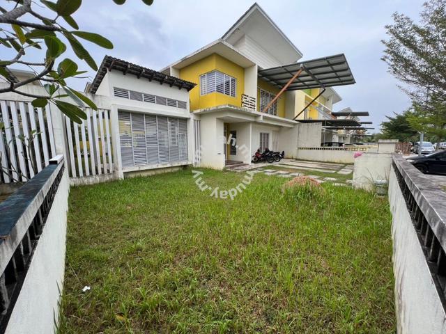 2 Storey INTERCORNER Timur Enstek Jalan Timur 2 Bandar Enstek Nilai 1