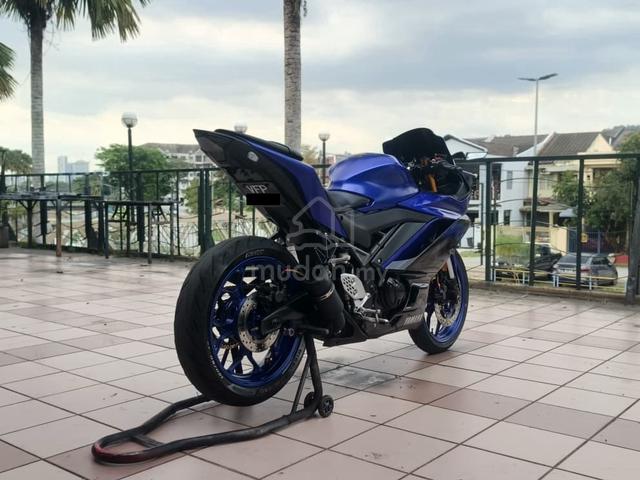 2020 Yamaha R25 V2 (Powerful Bike) Cash/Loan Boleh - photo 5 of 10