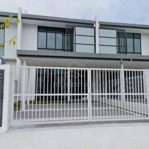 Fullloan Citrine Residenz Bandar Seri Alam Double Storey 1