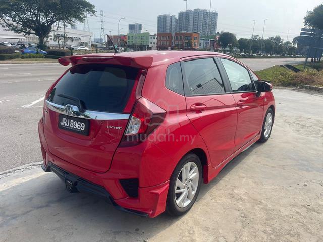 2016 Honda JAZZ 1.5 E (A) One Lady Owner - 4