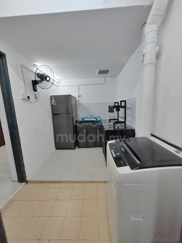 Bilik Sewa Batu Kawan Perempuan (Direct Owner)  4