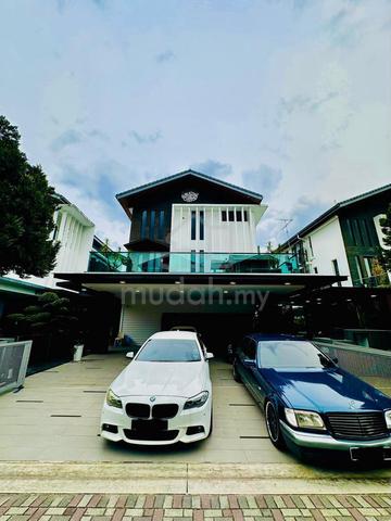 3-Storey Luxury Bungalow Freehold for Sale – Senibong Cove 1