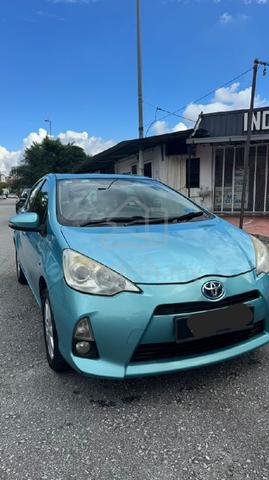 2012 Toyota PRIUS C 1.5 (HYBRID) (A) - 1