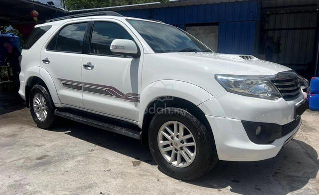 2013 Toyota FORTUNER 2.5 G TRD SPORTIVO VNT - 2