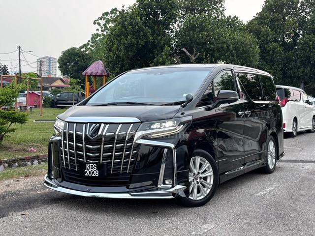 ON THE ROAD 2019 Toyota ALPHARD 2.5 - 2