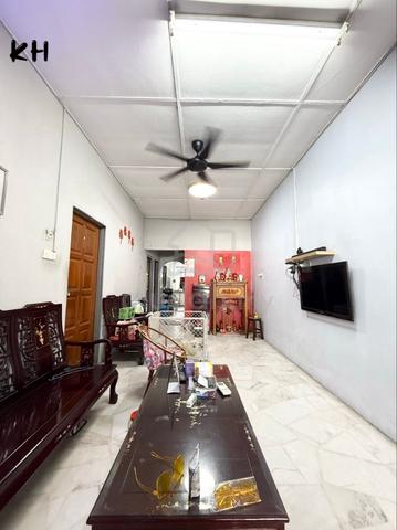 Klang Jaya Desa Utama 20x75 Renovated 105% Full Loan Freehold For Sale 1