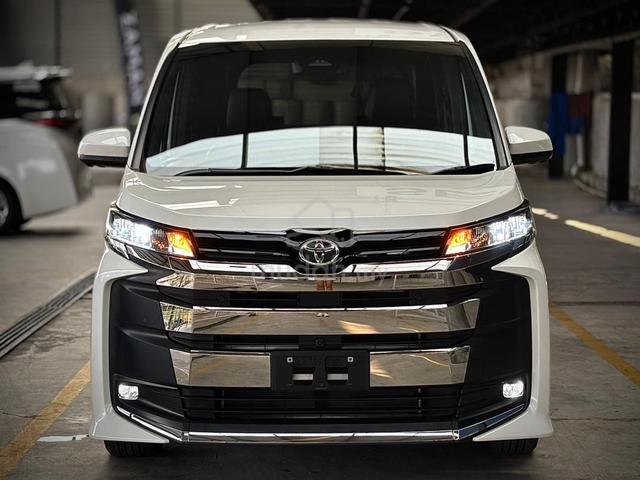 2023 Toyota NOAH 2.0 Z (A) - 1