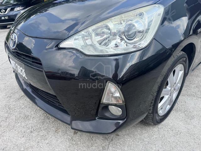 2012 Toyota PRIUS C 1.5 (HYBRID) (A) - 4