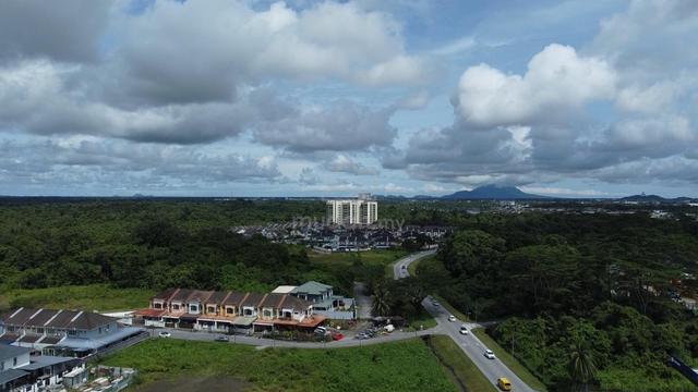 Batu Kawa Stapok 1.1 Acres Mixed Zone Land 2