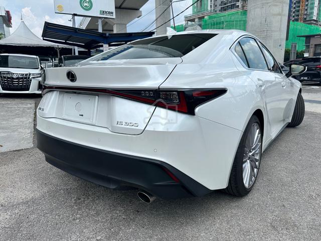 2021 Lexus IS300 2.0 (A) VERSION L - 4