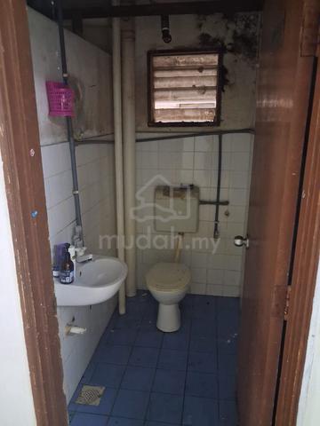 Flat Kelompok Camar (Port Klang) 1