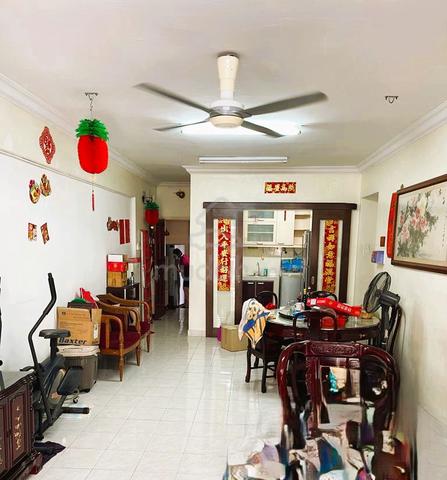 Sri Gotong Apartment 1