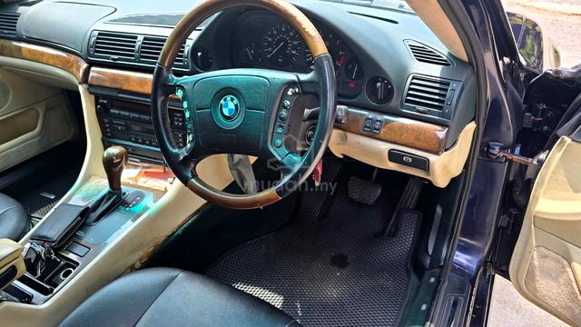 1999/03 Bmw 728i (CBU) 2.8 (A) - 5