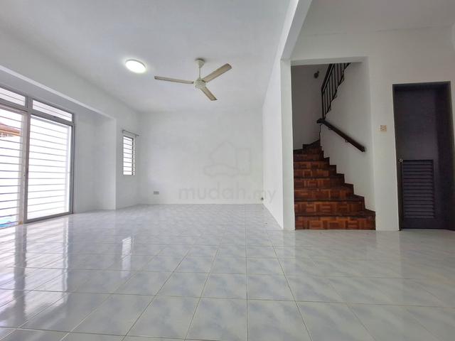 22 x 70✨ 2-storey ✅ Guarded - PUJ 7, Puncak Jalil 1
