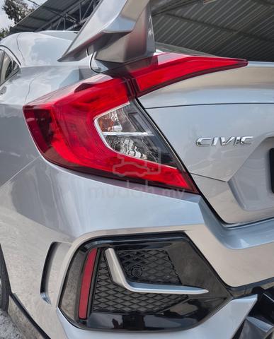 2018 Honda CIVIC 1.5 TC boleh loan kedai - 4