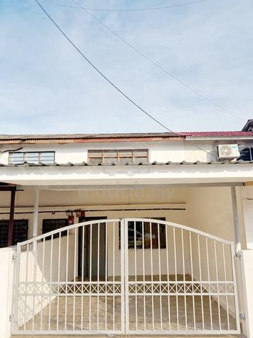 Jalan Mutiara, Taman Mutiara, Pontian, Double Storey Low Cost 1