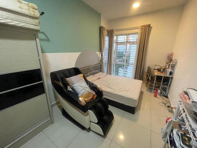 Skysuites@Meldrum Master Room For Rent 1