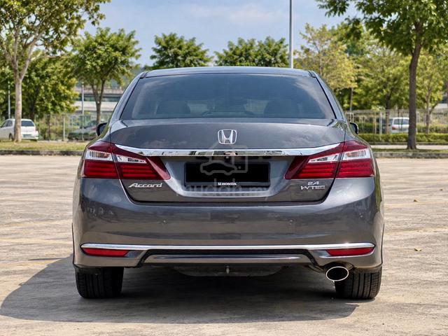 2017 Honda ACCORD 2.4 VTi-L FACELIFT (A) FULL LOAN - 2