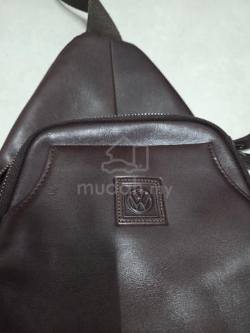 Beg Kulit Asli Genuine Leather Sling Clutch Bag - photo 2 of 5