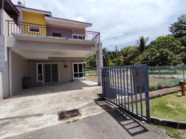 2 Storey Corner Lot House at Tmn Bukit Coral Height, Seremban for sale 1