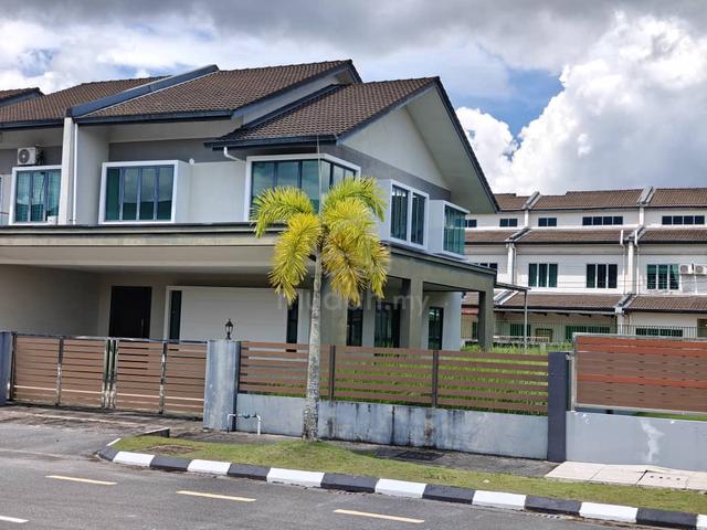 Green Gate Double Storey Terrace Corner Well Maintained Good Condition 1